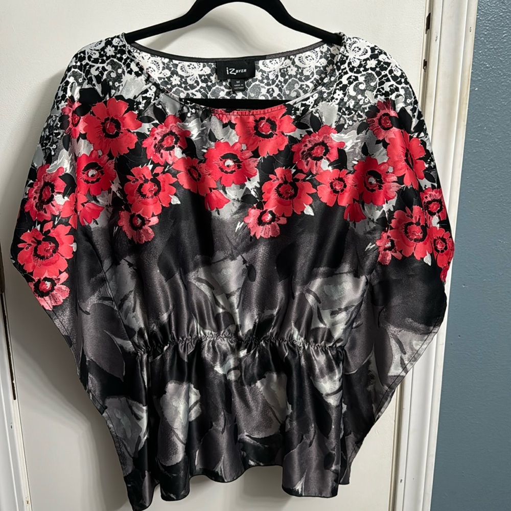 Women’s blouse